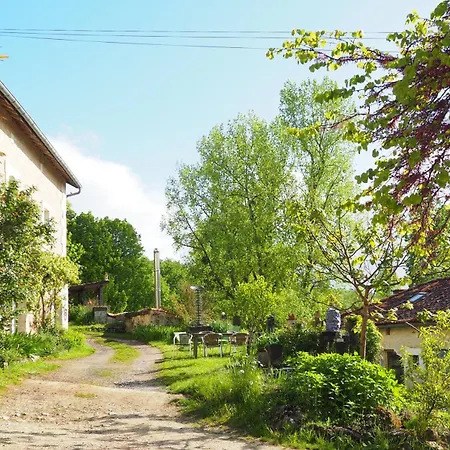 Hameau De La Brousse Bed & Breakfast