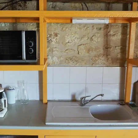 Hameau De La Brousse ベッド・アンド・ブレックファスト *