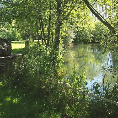 Hameau De La Brousse * Sers