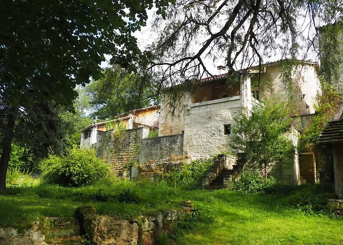 Hameau De La Brousse Bed and Breakfast Sers (Charente)